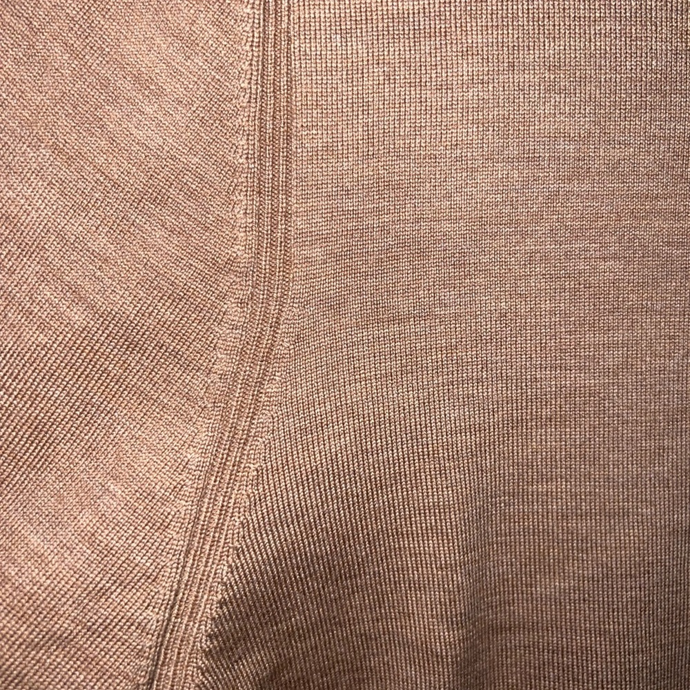 Lululemon gold men’s sweater size XL NWT - Picture 10 of 10